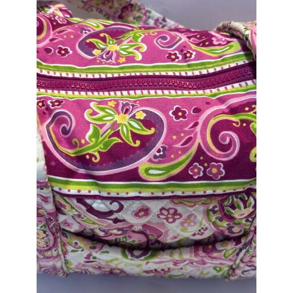 Quilted Pink Paisley Floral Tote Bag With Zipper Closure & Interior Pockets - Picture 10 of 10